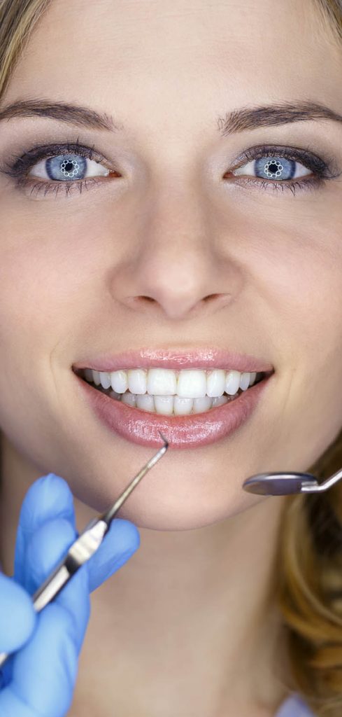 gülümseyen kadın dental operasyon